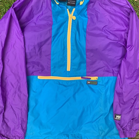 Helly Hansen Packable Retro Windbreaker (no size tag) but L/XL - Picture 2 of 8